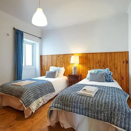 アパート Charming Apartment With Terrace
