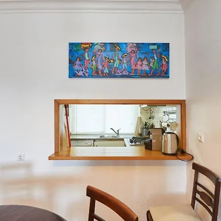 Charming Apartment With Terrace アパート